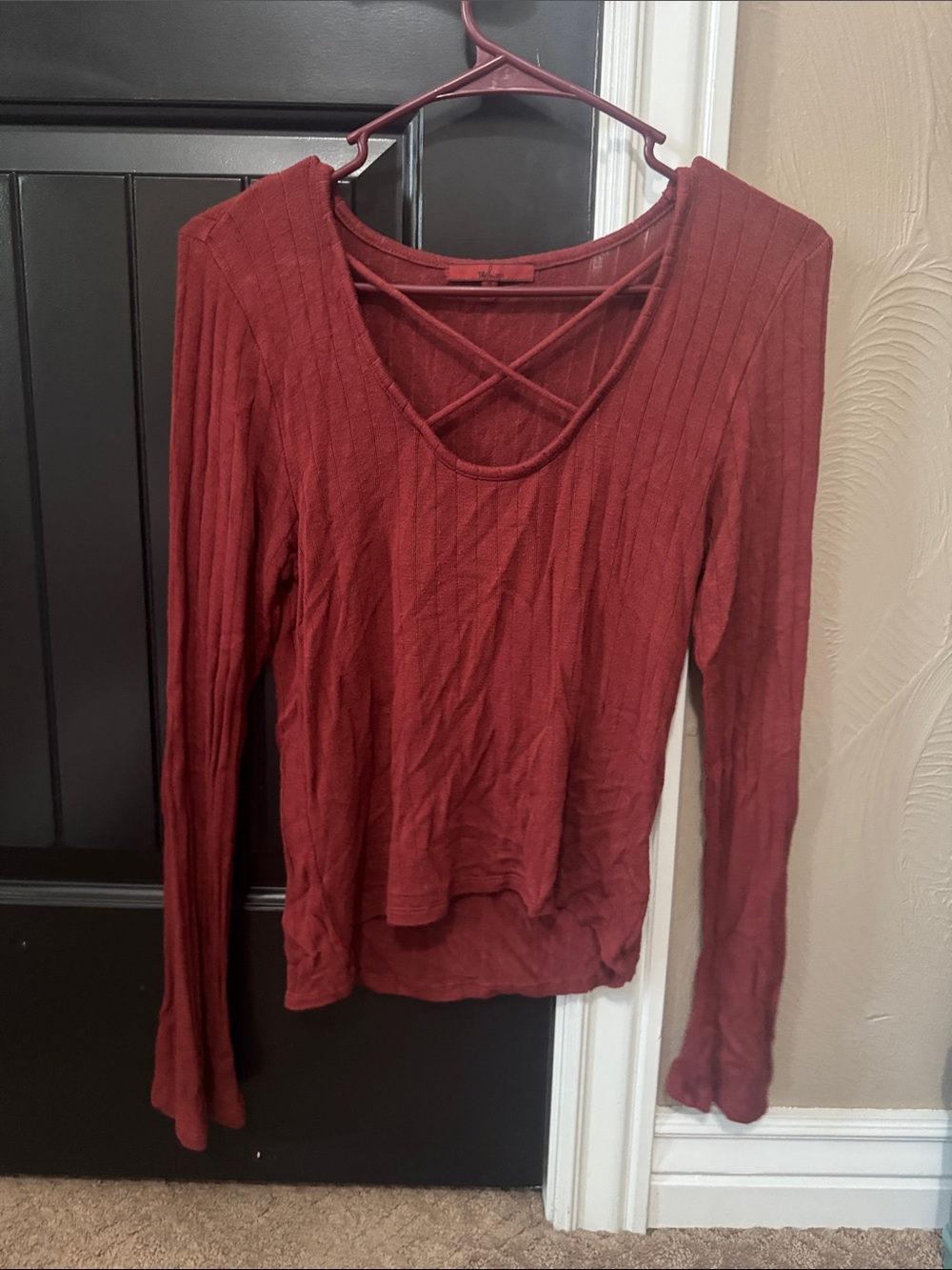 BKE Rust Red Ribbed Long-Sleeve Crisscross Top